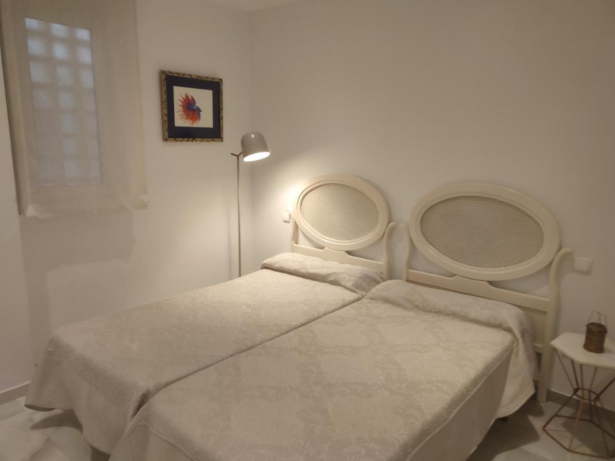 Appartamento Playas Del Duque, Puerto Banus, Golf .Playa Y Compras Marbella Esterno foto